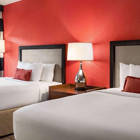 Ramada By Wyndham Albuquerque Airport Hotel Ngoại thất bức ảnh