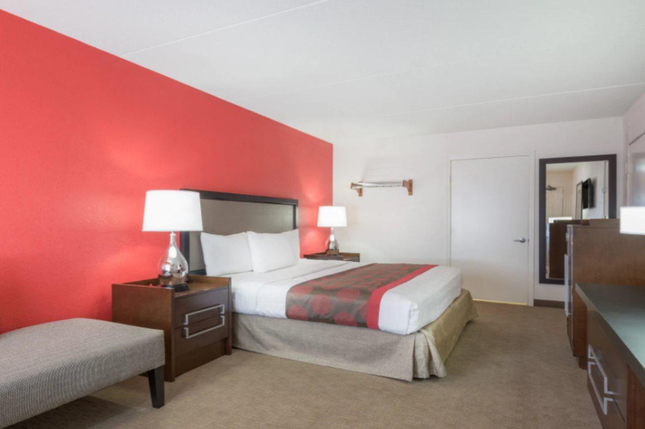 Ramada By Wyndham Albuquerque Airport Hotel Ngoại thất bức ảnh