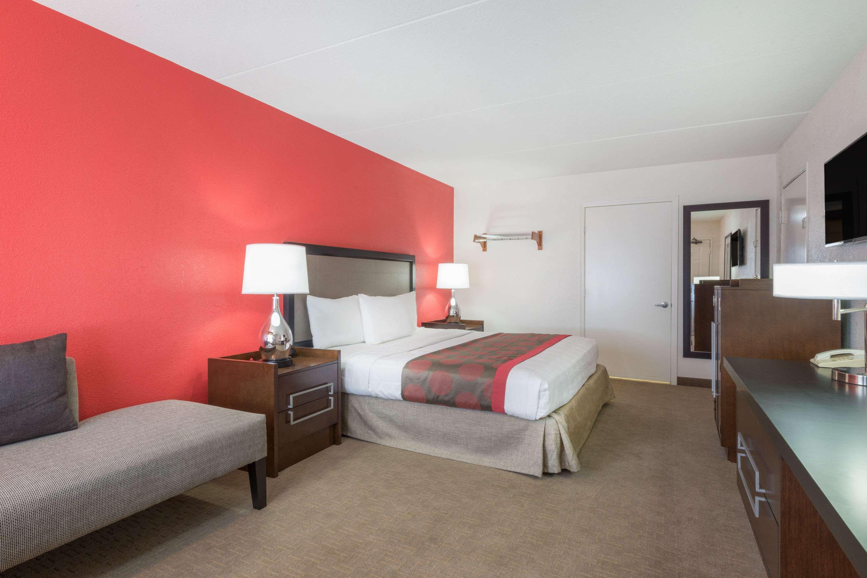 Ramada By Wyndham Albuquerque Airport Hotel Ngoại thất bức ảnh