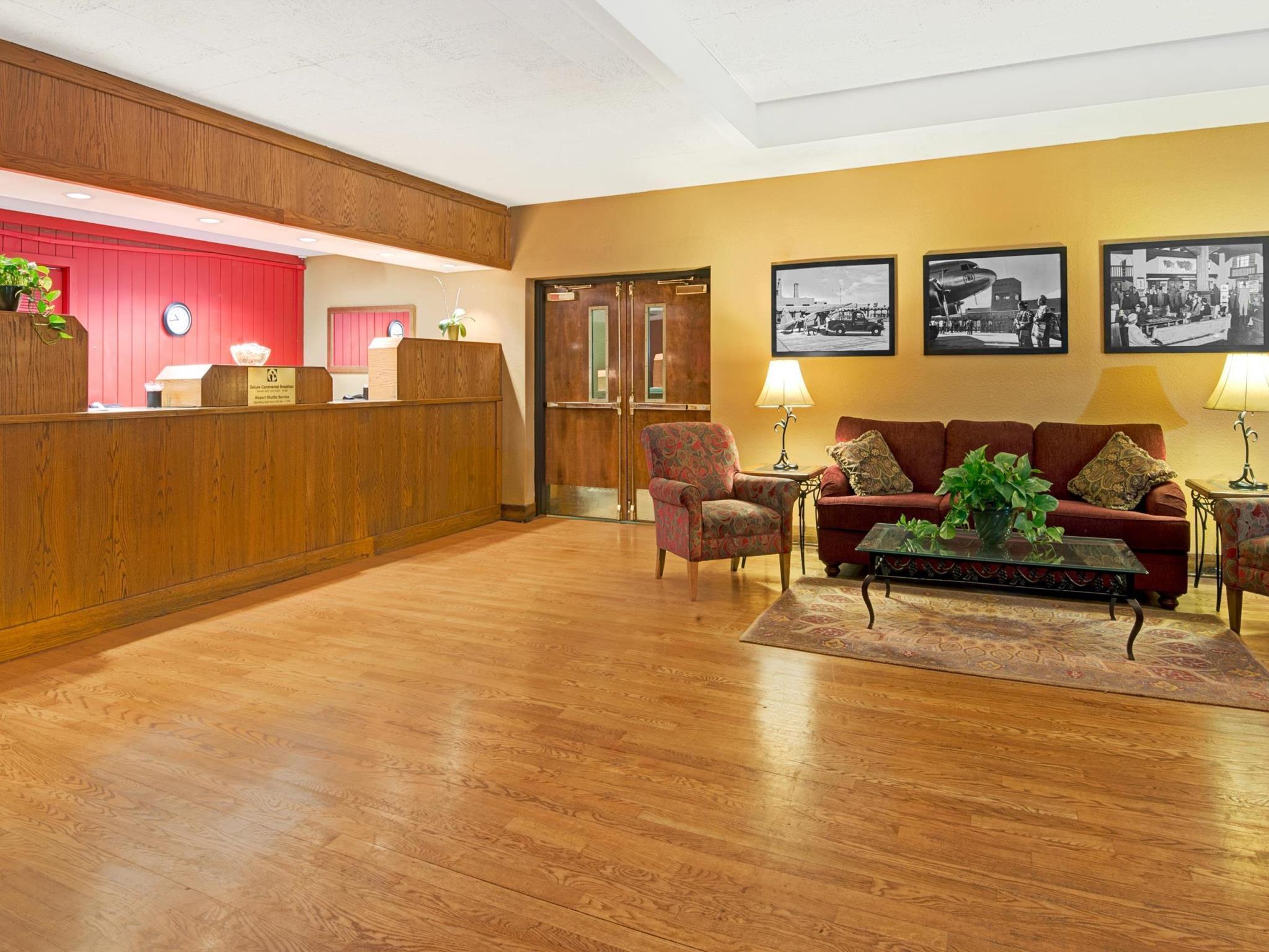 Ramada By Wyndham Albuquerque Airport Hotel Ngoại thất bức ảnh