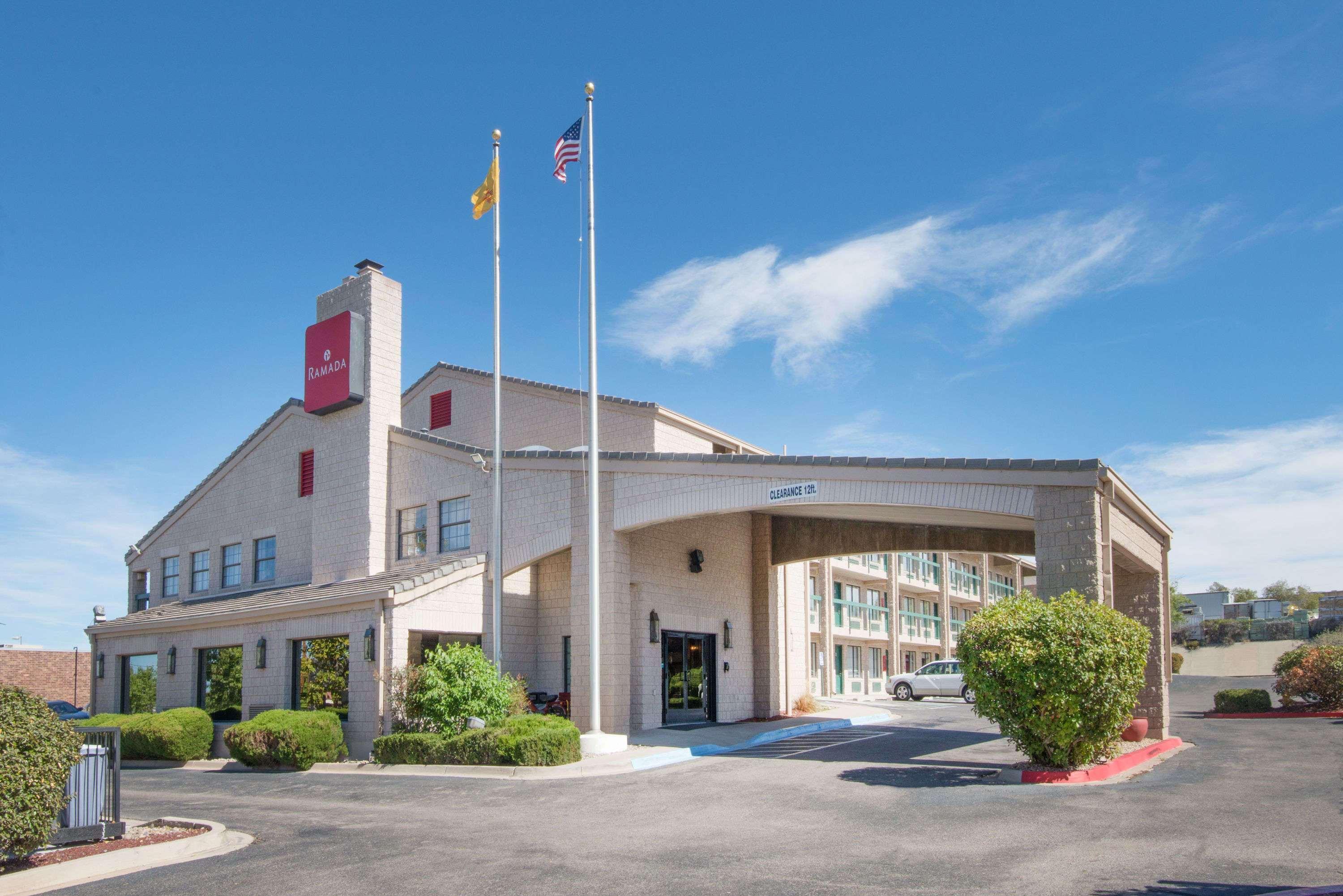 Ramada By Wyndham Albuquerque Airport Hotel Ngoại thất bức ảnh
