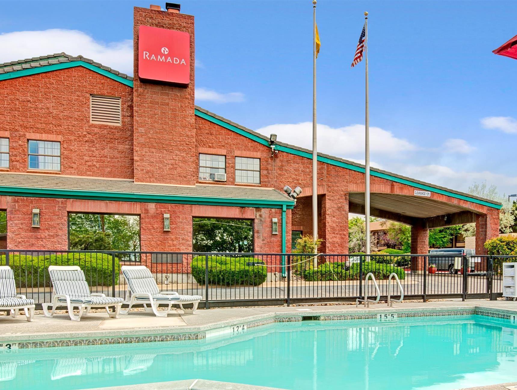 Ramada By Wyndham Albuquerque Airport Hotel Ngoại thất bức ảnh