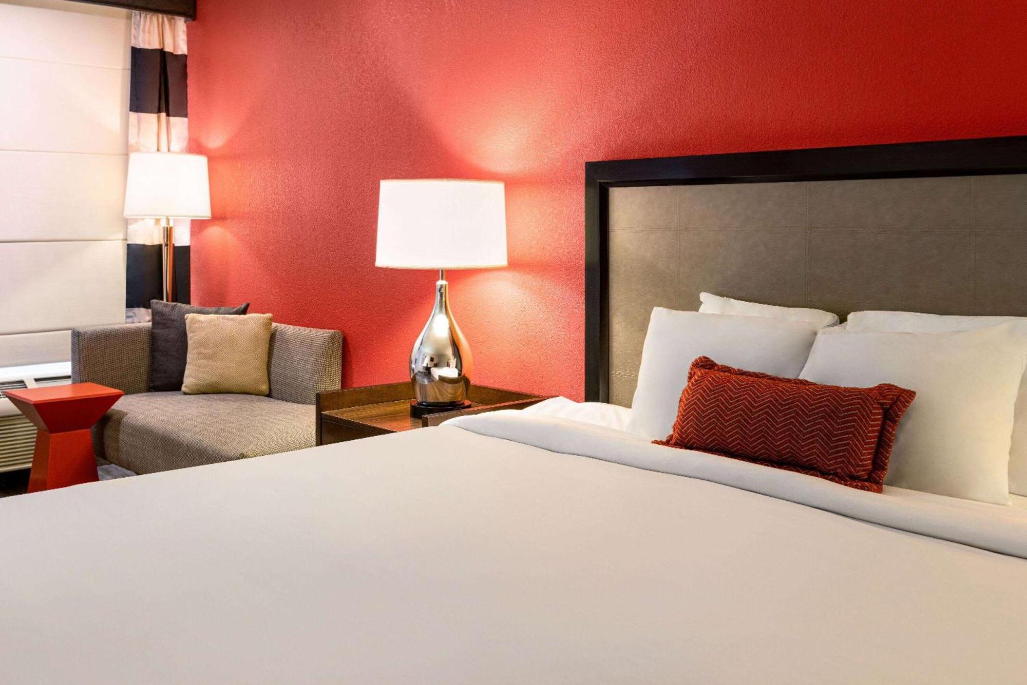 Ramada By Wyndham Albuquerque Airport Hotel Ngoại thất bức ảnh