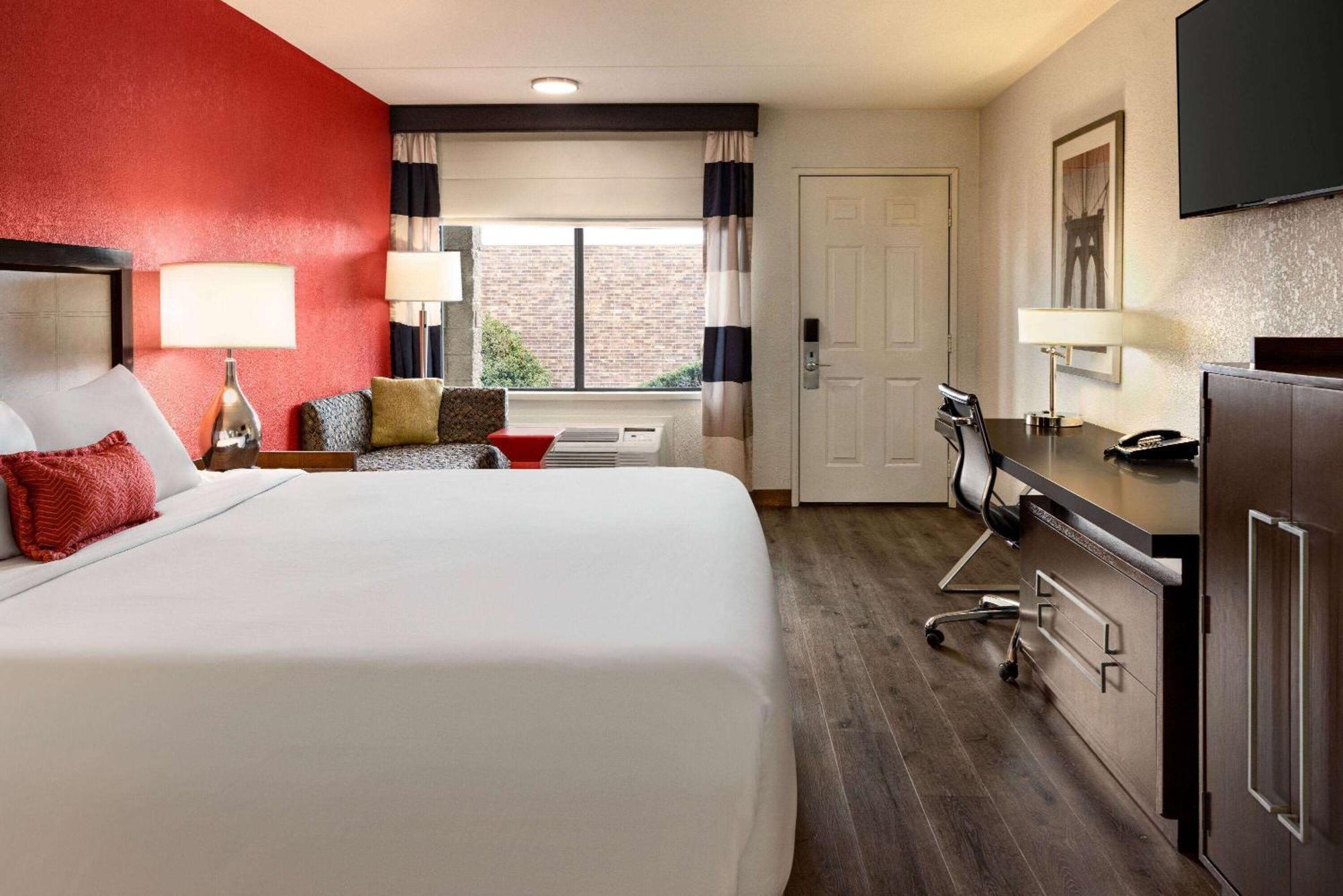 Ramada By Wyndham Albuquerque Airport Hotel Ngoại thất bức ảnh