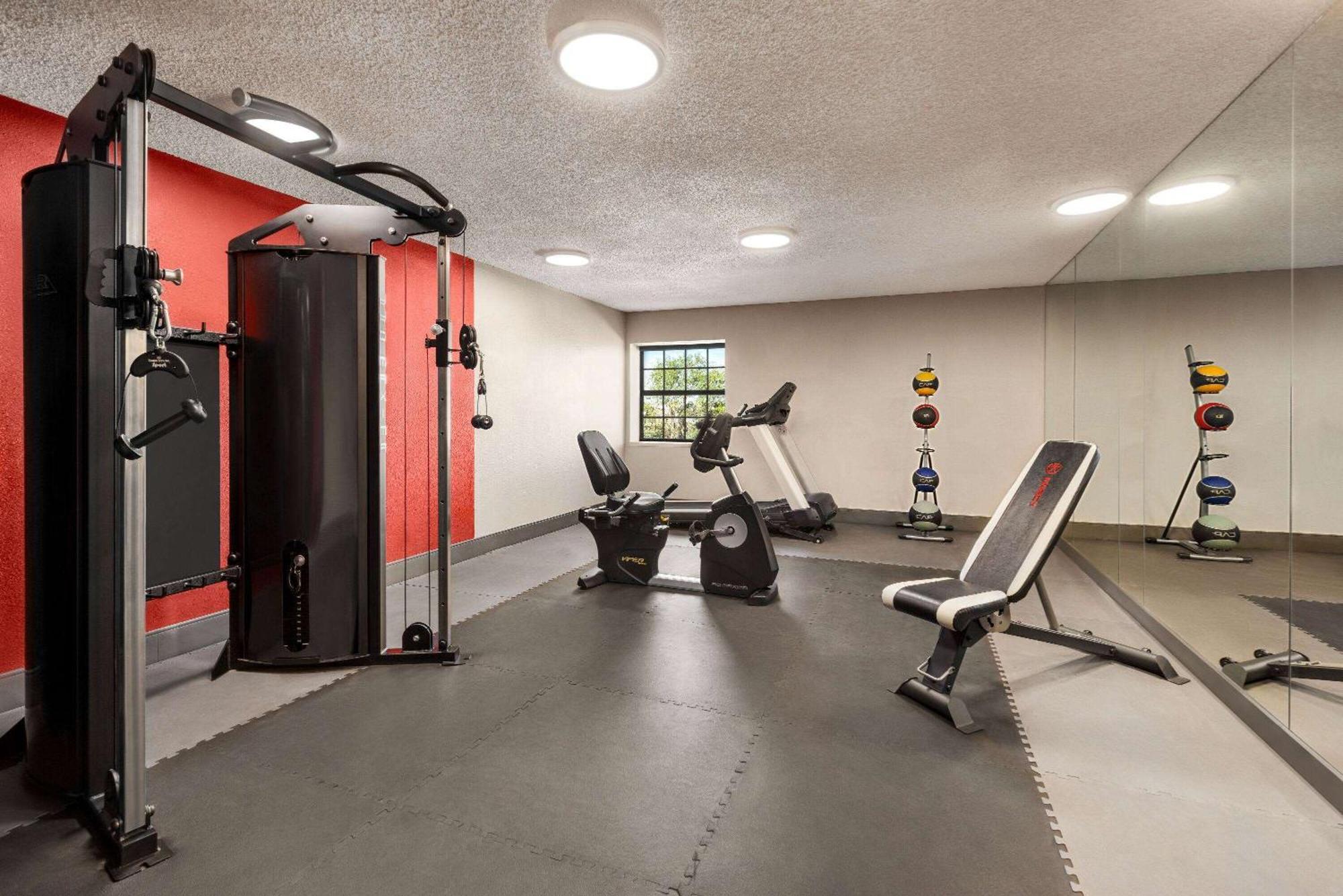 Ramada By Wyndham Albuquerque Airport Hotel Ngoại thất bức ảnh