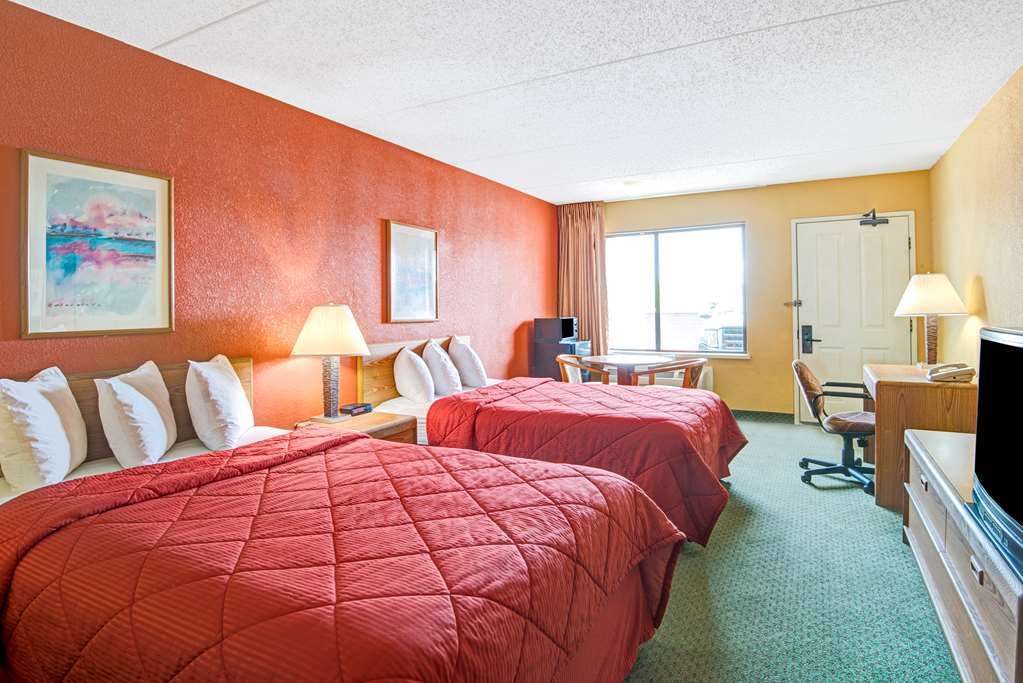 Ramada By Wyndham Albuquerque Airport Hotel Phòng bức ảnh