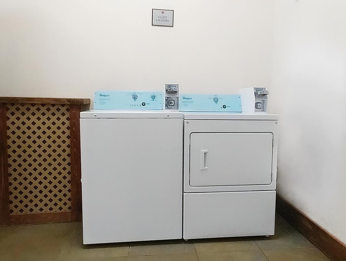 Ramada By Wyndham Albuquerque Airport Hotel Ngoại thất bức ảnh